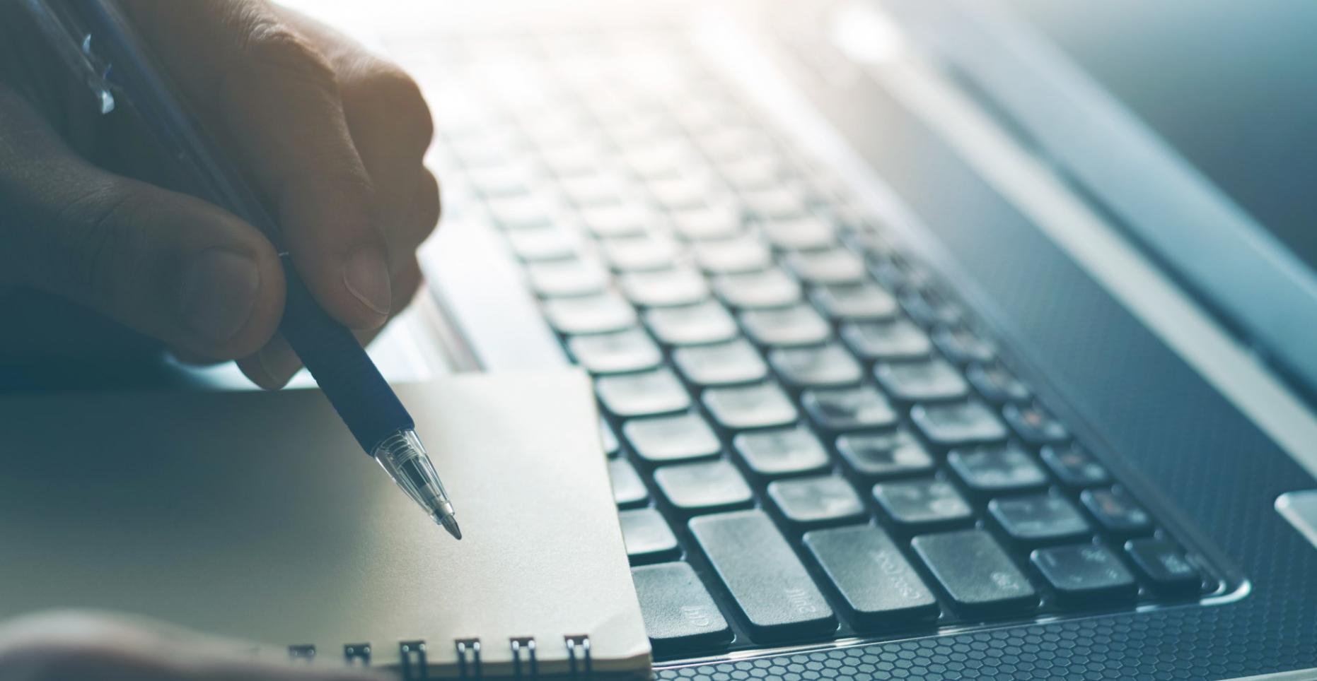 Implementación práctica de estrategia SEO